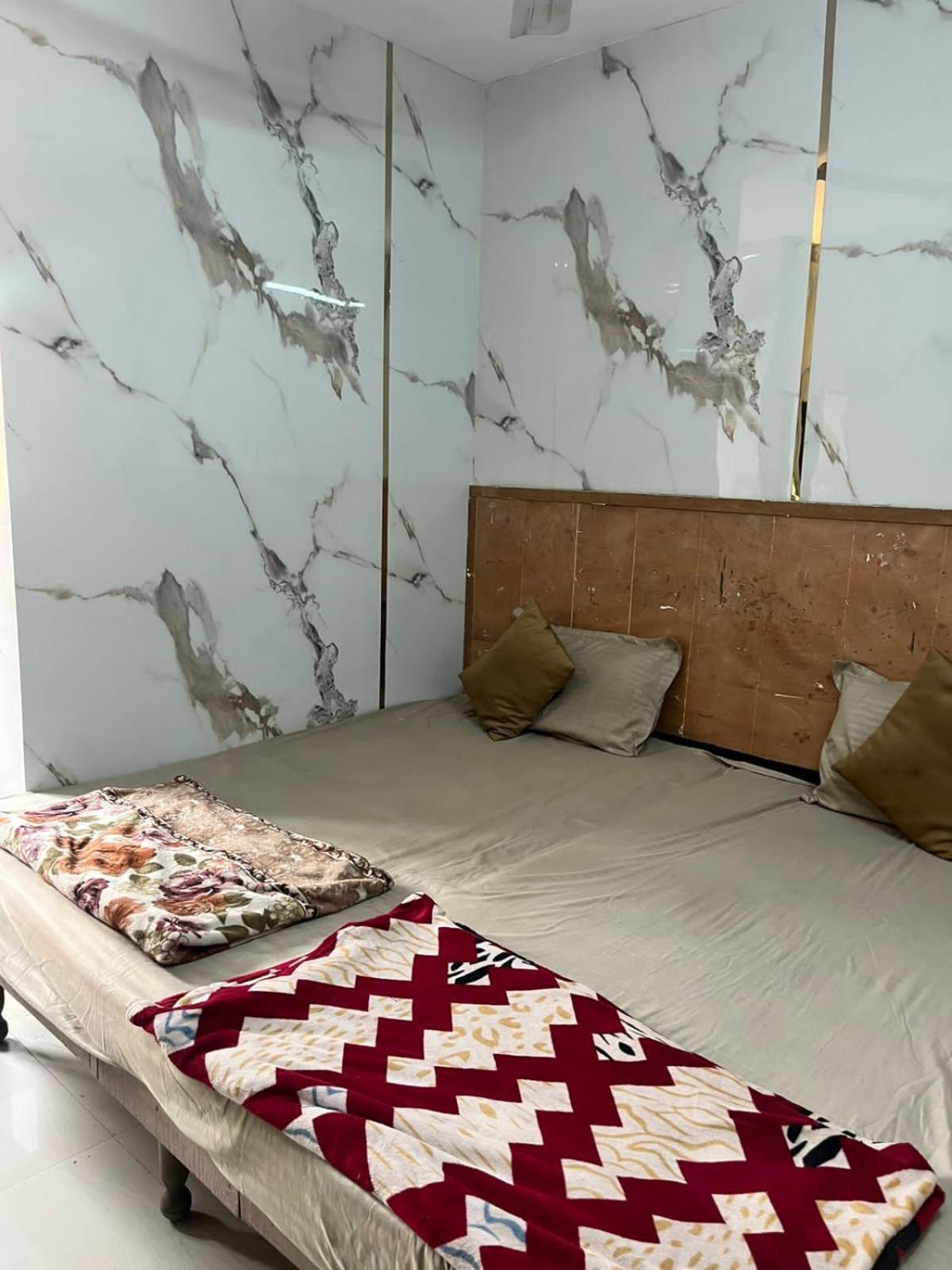 Arora Guest House Amritsar Eksteriør billede